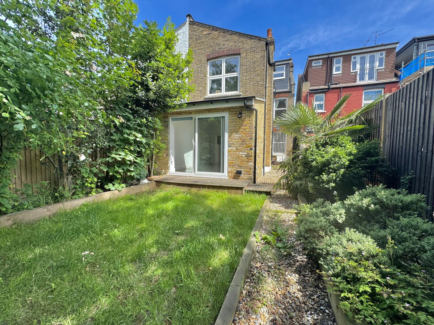 Eaton Park Road, London